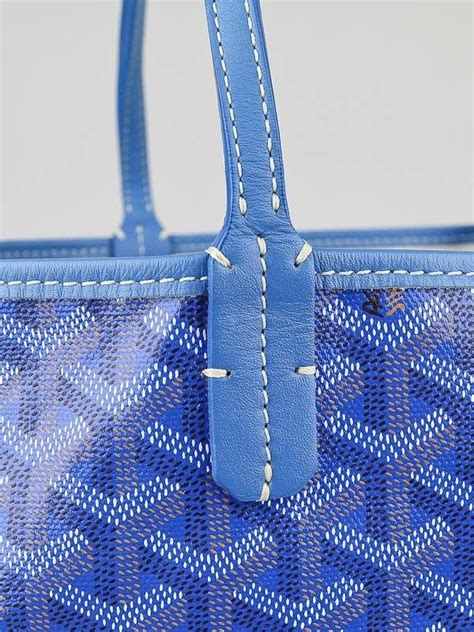 goyard bandana fake|how to identify a fake goyard.